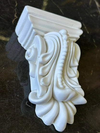 Poliuretán kültéri stukkó H001